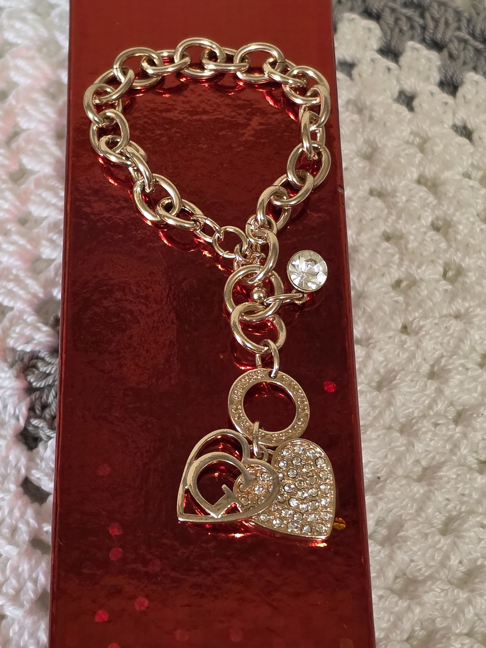 GUESS Gold Tone Charm Bracelet Heart Dangle Pavé Crystal Toggle